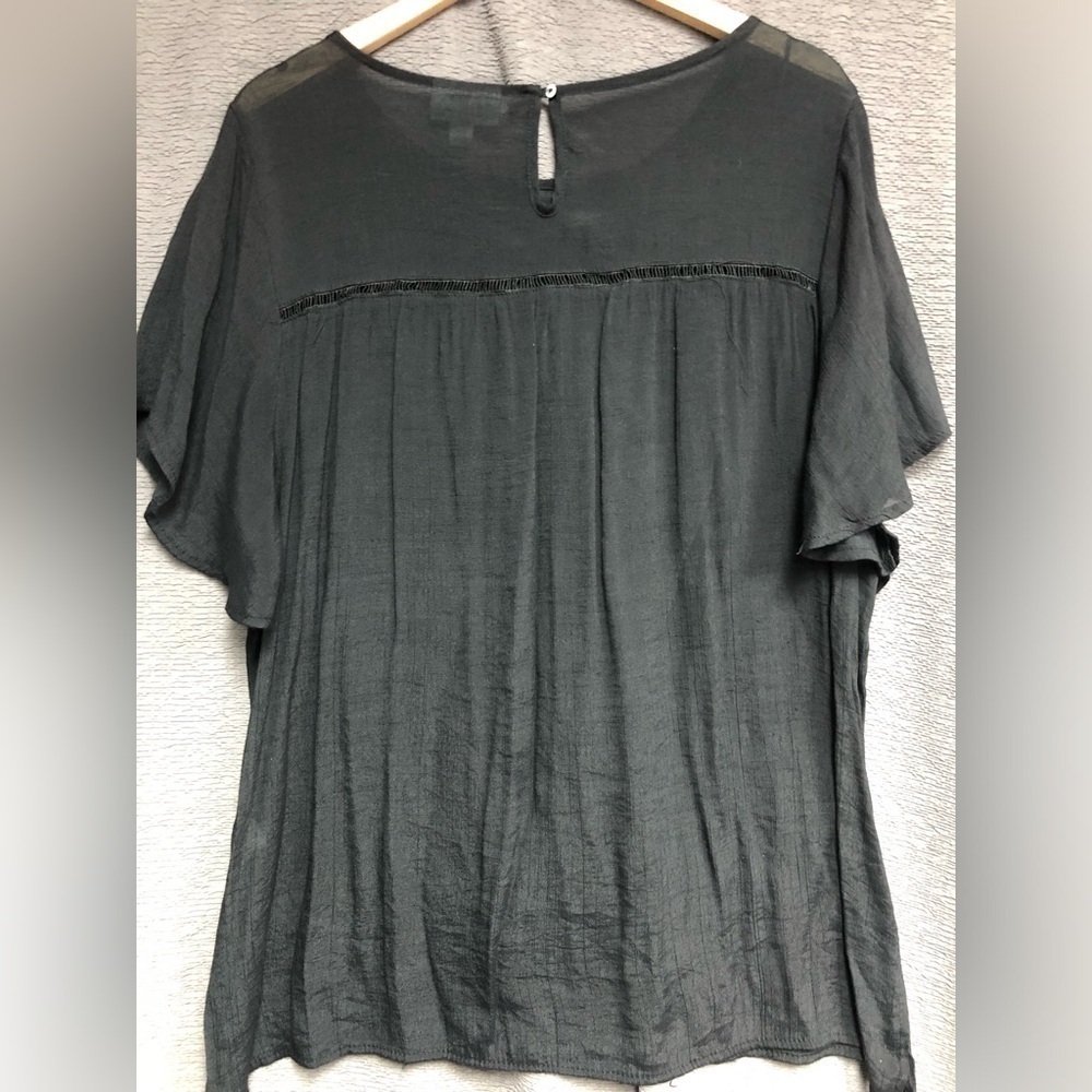 Avenue 22/24 black flutter sleeve top with crochet top
pit to pits 26 - Picture 3 of 4